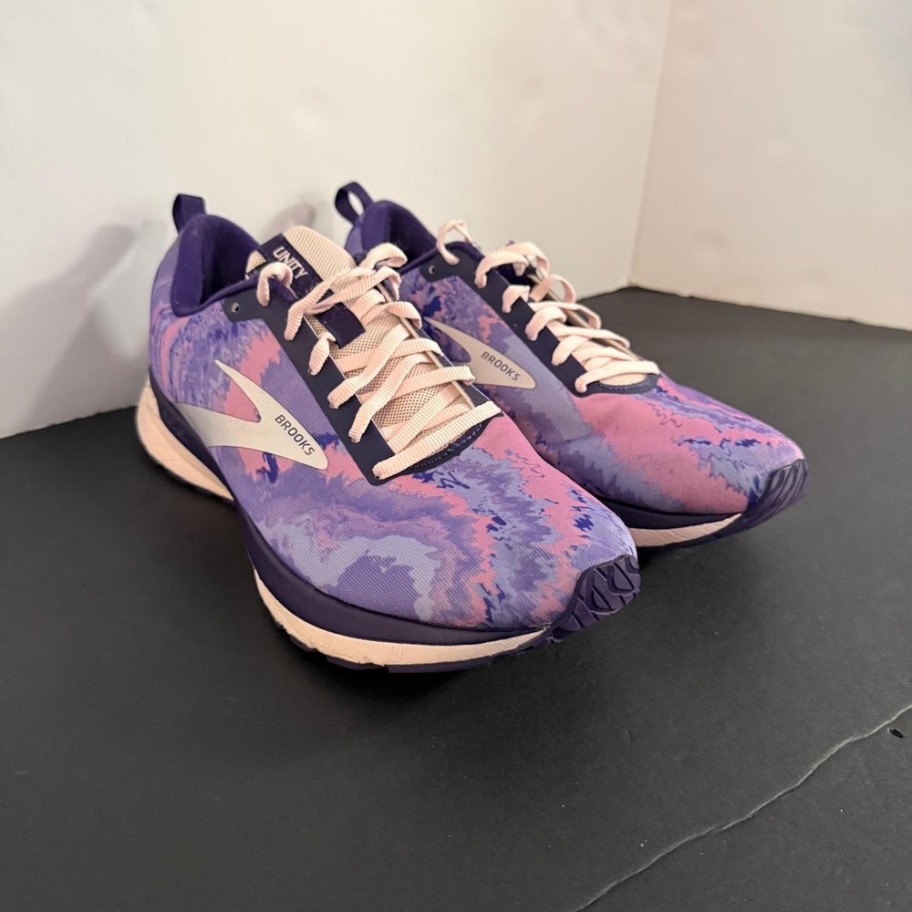 Brooks Revel 4 Together Victory Purple Pink Marble Running Shoes Size 10 - Picture 3 of 16